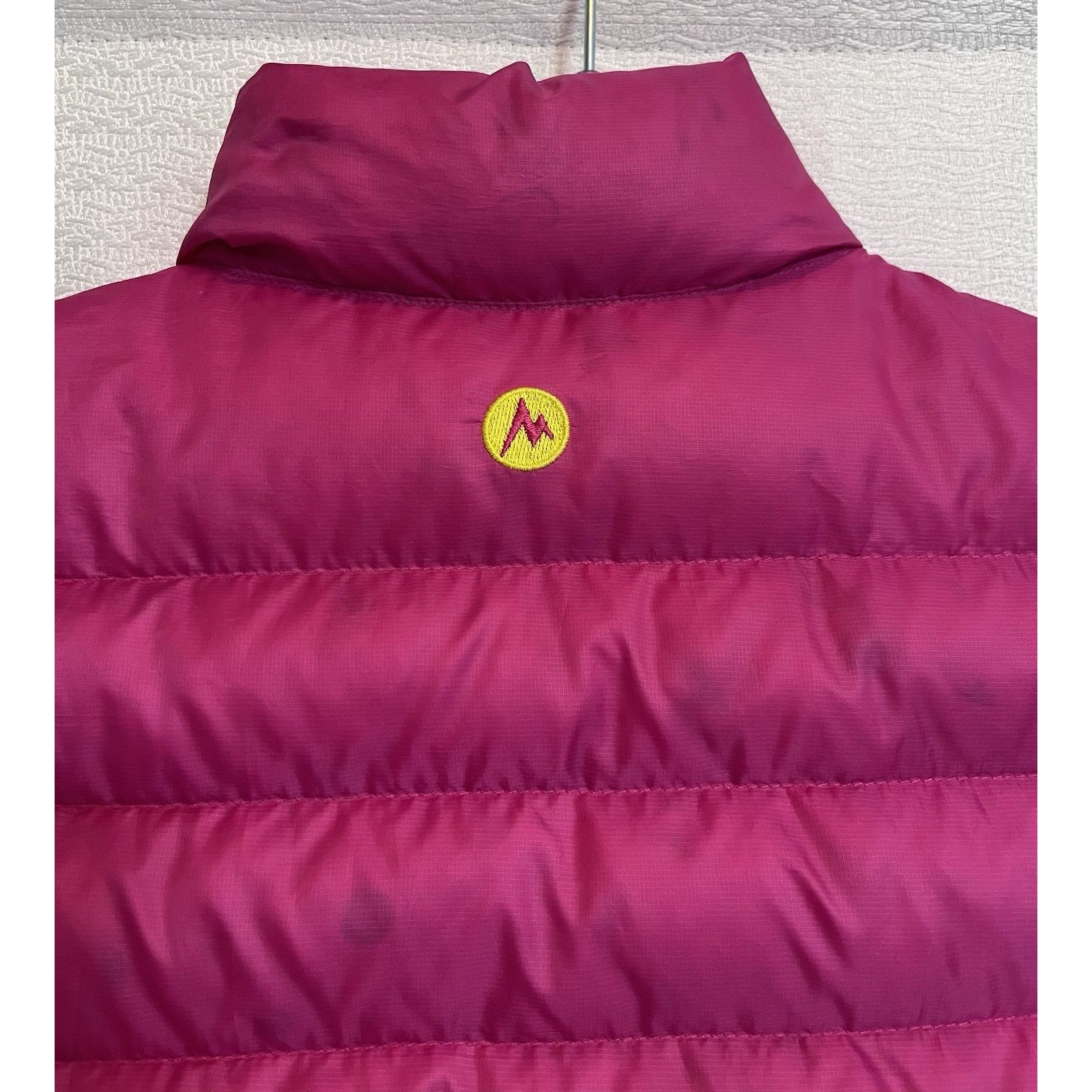 Marmot Youth Puffer Jacket 700 Fill Down Feather Coat Full Zip Girls L Hot Pink — image 6 of 8